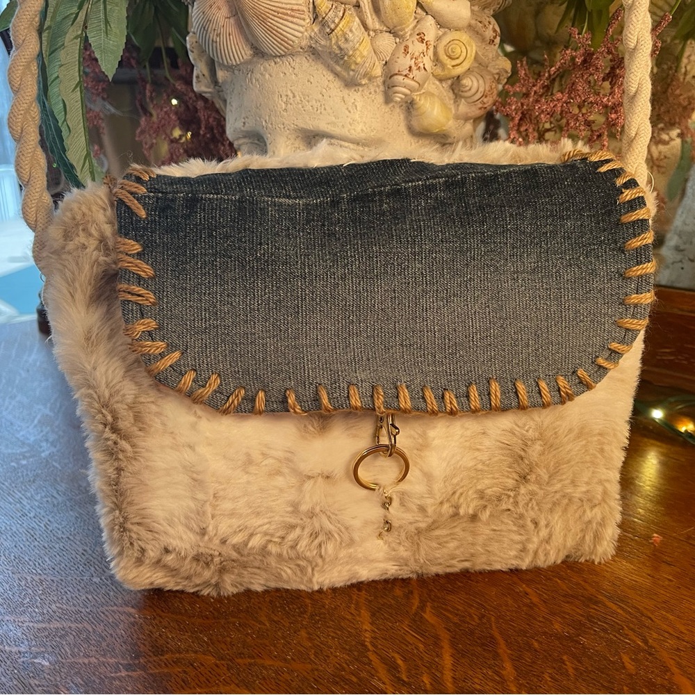 BlueJeanBaby211 Yellowstone Inspired Handbags